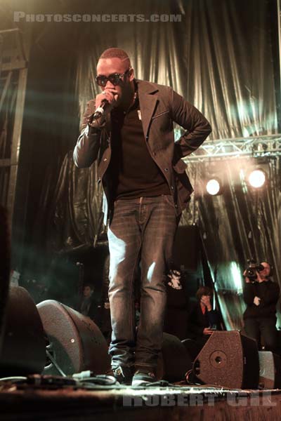 MOKOBE - 2017-05-04 - PARIS - Place de la Republique - 